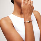 Pulsera de hilo lila con perla shell fornitura ba&ntilde;ada en oro 18k